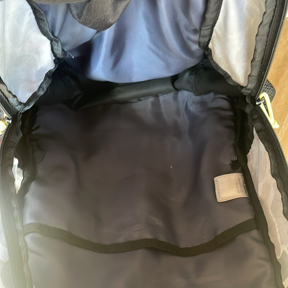 Adidas Backpack - Picture 7 of 10